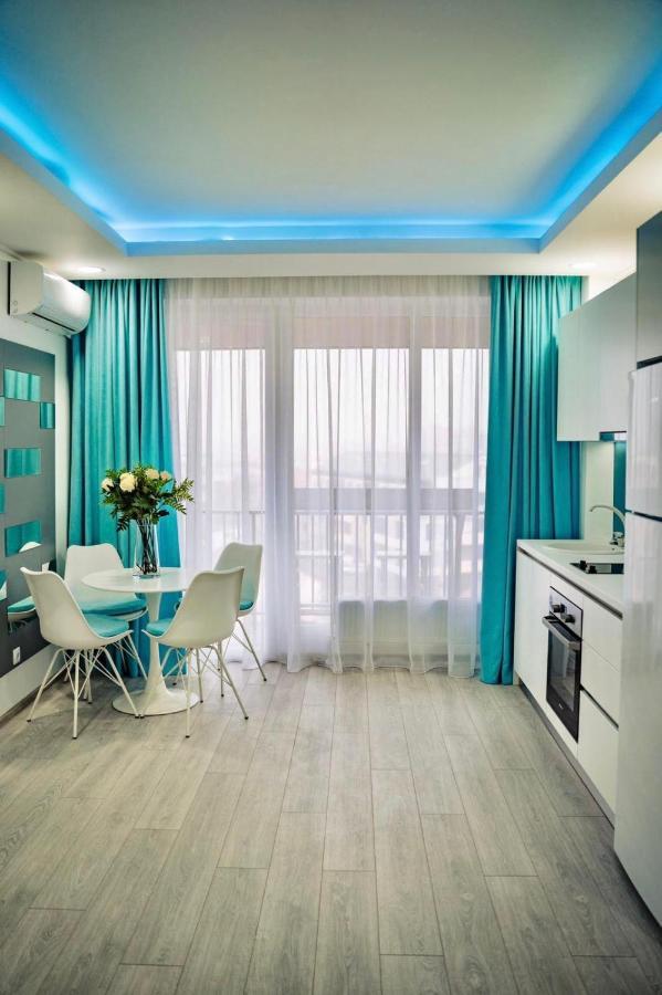 Turcoazlux Apartments Орадя Экстерьер фото
